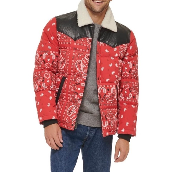 Levi's Men's Out West Mixed Media Red Bandanna Print Puffer Jacket NWT - Picture 1 of 10